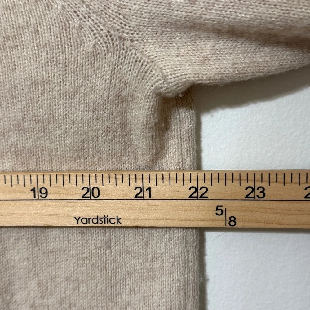 J. Crew Men’s Crewneck Sweater Size Large Cream Neutral Pullover Lambswool